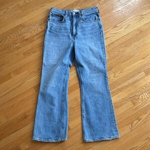 Aritzia Denim Forum Twiggy High Rise Flare